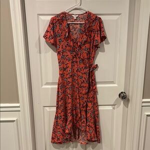 NWOT! Floral Wrap Around Dress in Coral and Navy Blue